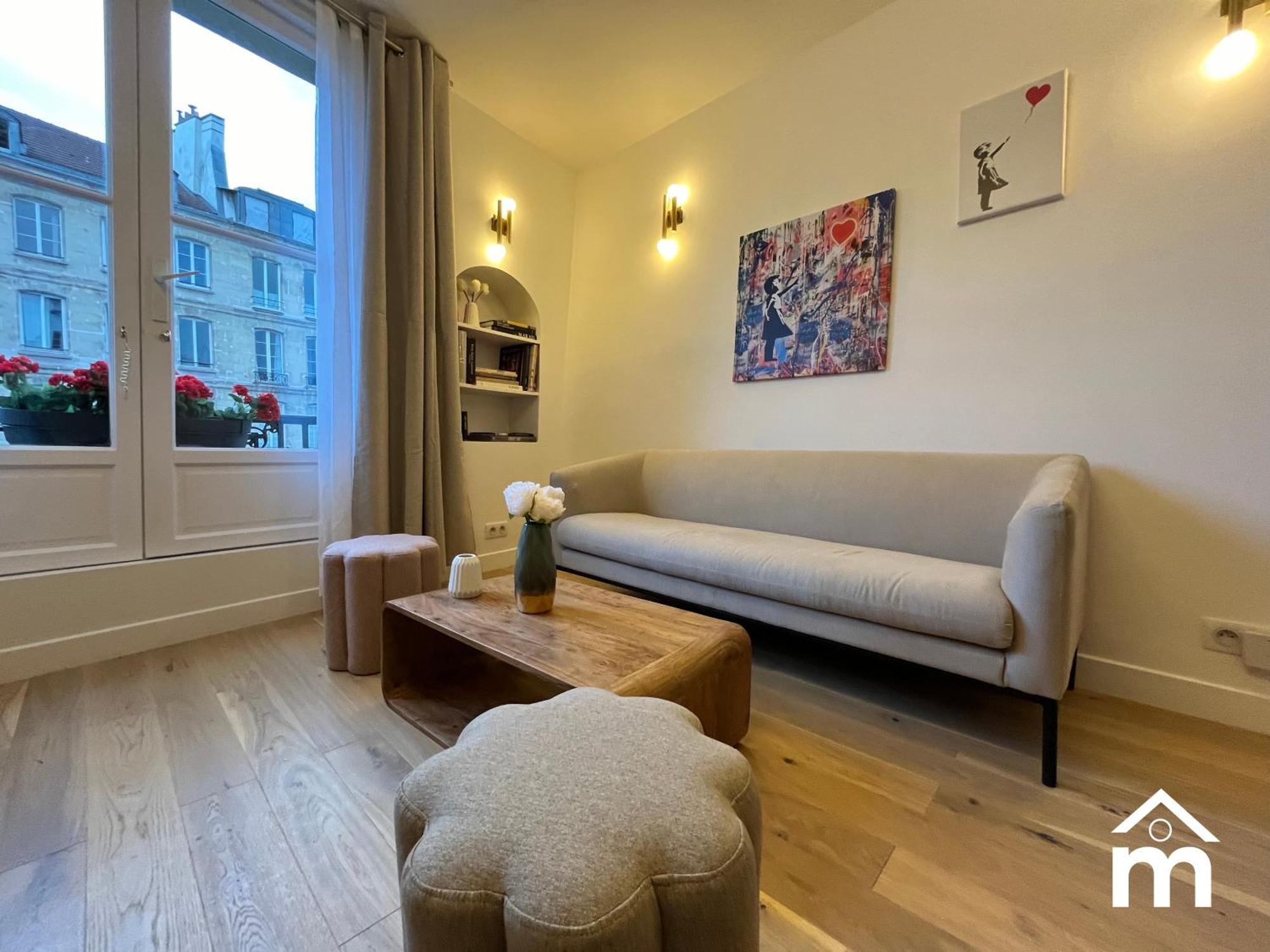 Marais Saint Paul By Melvane *